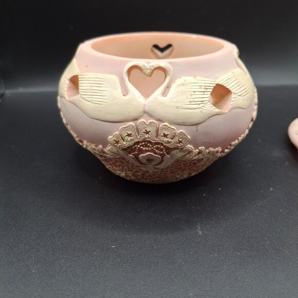 Decorative Stone Potpourri Pot With Ballet Shoes Lid Swan Heart Cutouts - Picture 3 of 7